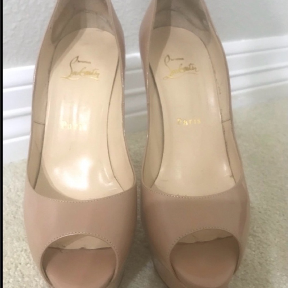 Christian Louboutin Nude Patent Peep-Toe Platform Pumps